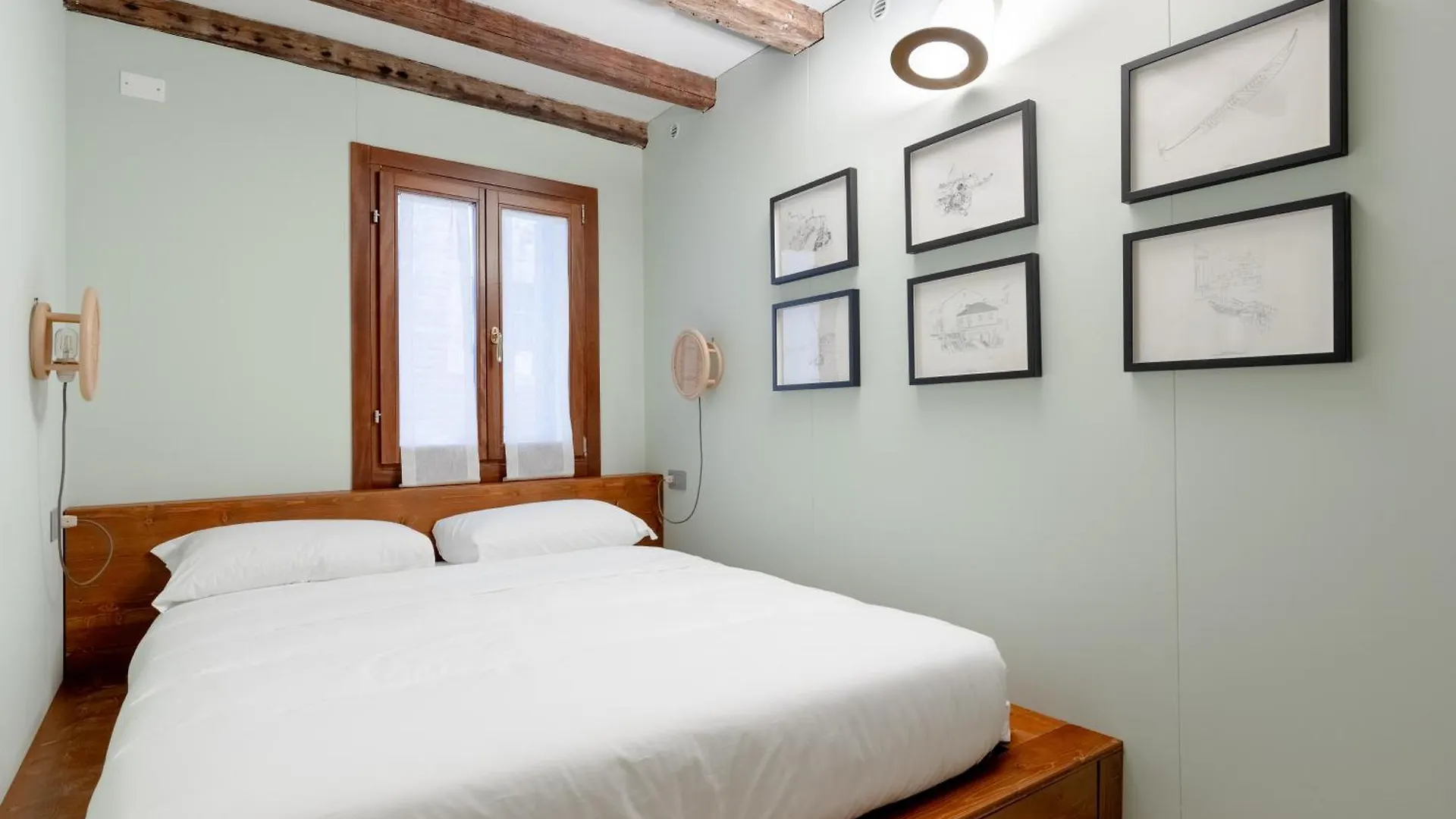 La Caorlina - Pied A Terre - Bas-Relief Apartment Venice